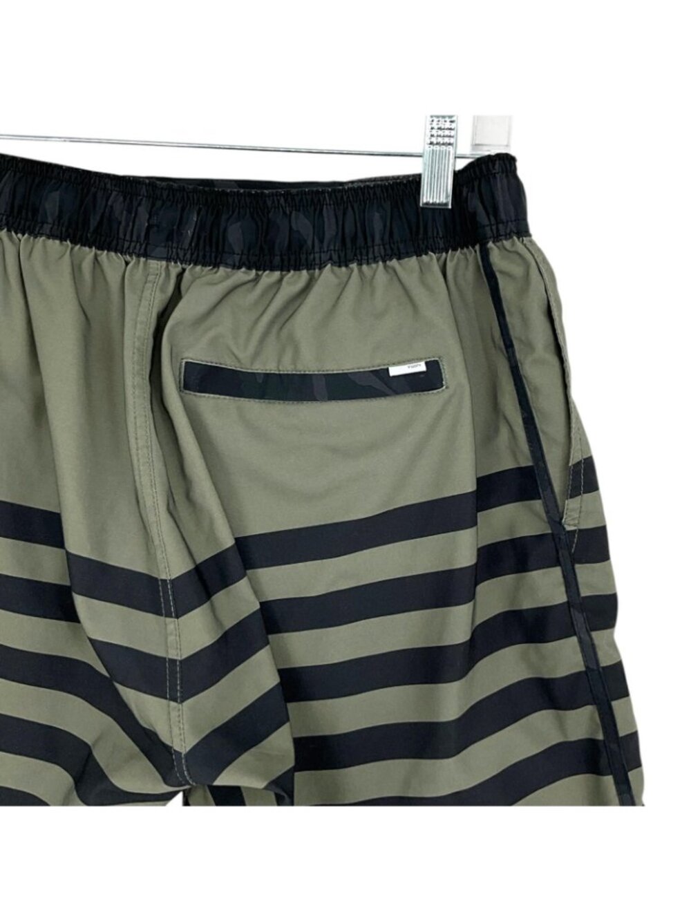 Vuori Banks Shorts Mens Medium Olive Green Striped Unlined Elastic Waist Pockets - Picture 5 of 10